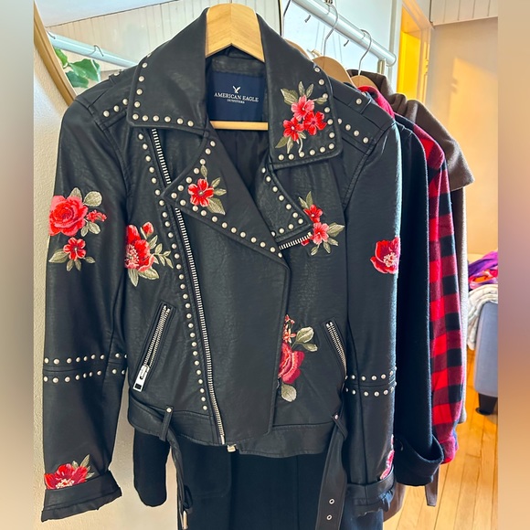 American Eagle Leather Jacket - Picture 2 of 3